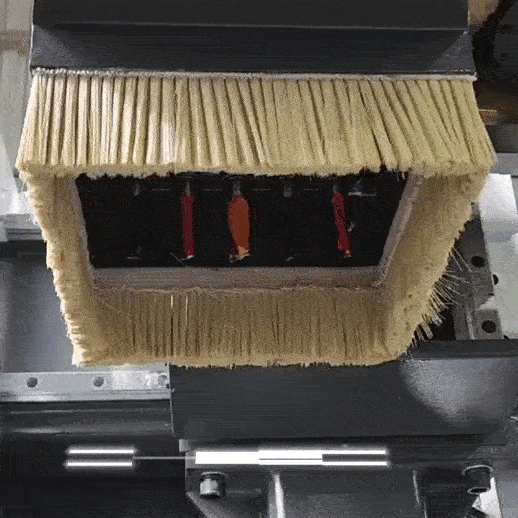 abeçote de furação em funcionamento - BRAVUS TAF 2H - RAIZEN MACHINE